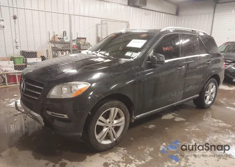 2014 Mercedes-Benz Ml 350 4Matic z USA, uszkodzony, nr VIN 4JGDA5HBXEA274921